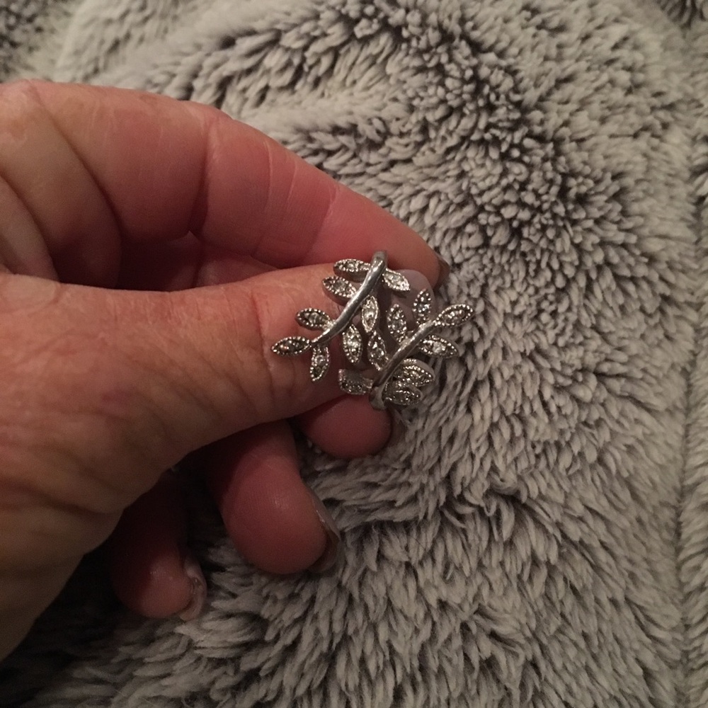 Silver ring - Picture 3 of 4
